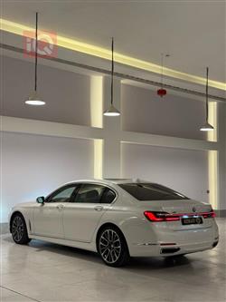 بي ام دبليو الفئة 7